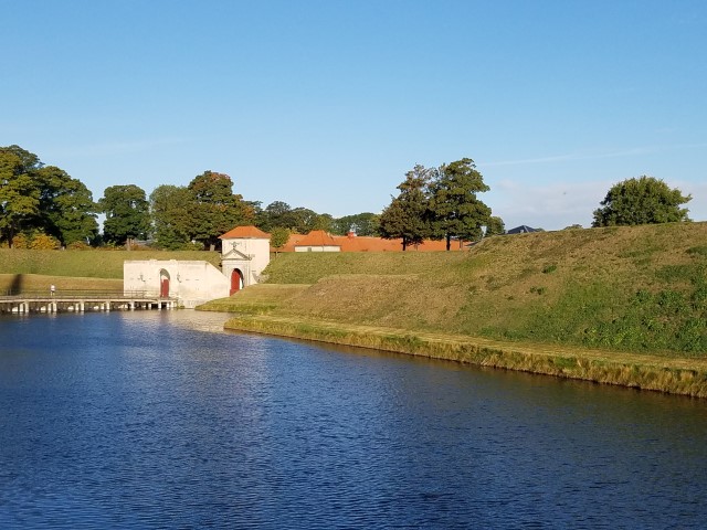 A pretty canal that was behind the fountain.
